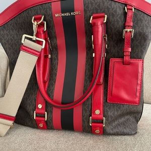 Gorgeous Michael Kors Bag